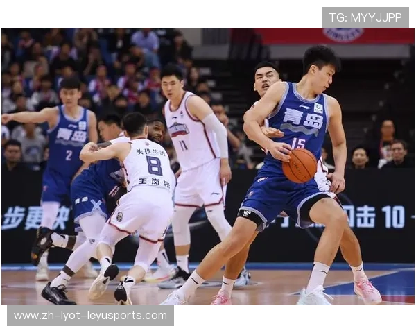 足篮双赛激情碰撞 CBA球星与足球巨星跨界对话共话竞技梦想